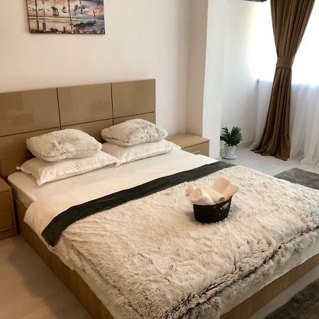 Anastasia Apartament Cu 2 Camere Orşova エクステリア 写真