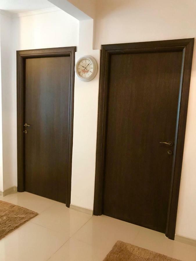 Anastasia Apartament Cu 2 Camere Orşova エクステリア 写真