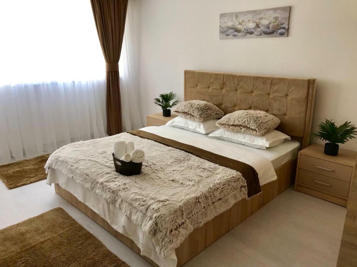 Anastasia Apartament Cu 2 Camere Orşova エクステリア 写真