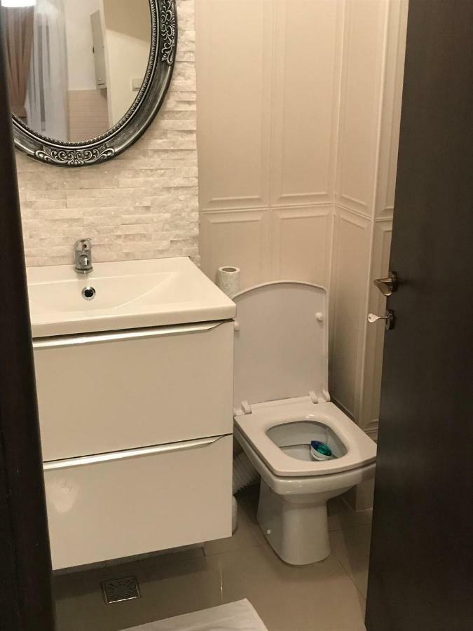 Anastasia Apartament Cu 2 Camere Orşova エクステリア 写真